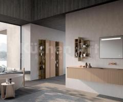 Salle de bains aspect bois naturel & lignes verticales – Sérénité contemporaine - 3